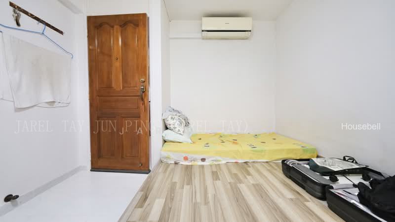 691 Hougang Street 61, S$ 800 /月, 200 sqft, 组屋 - 4 NG
