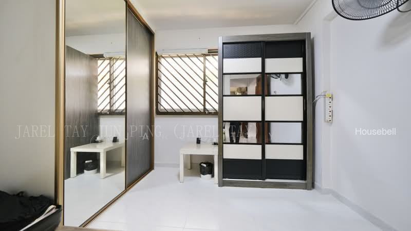 691 Hougang Street 61, S$ 800 /月, 200 sqft, 组屋 - 4 NG
