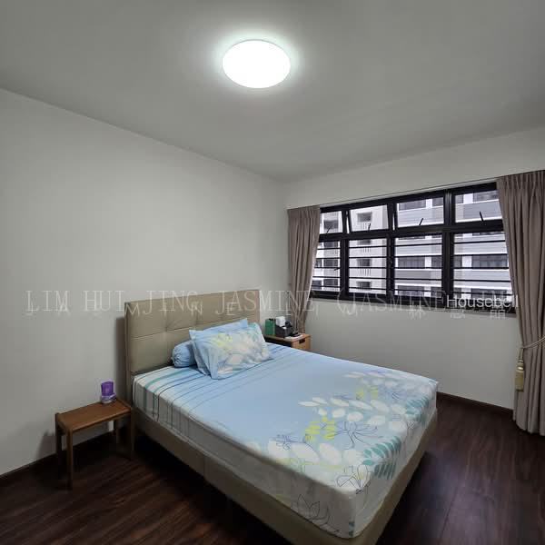 471B Fernvale Street, S$ 675,000 (可协商价格), 1,001 sqft, 组屋 - 4 A