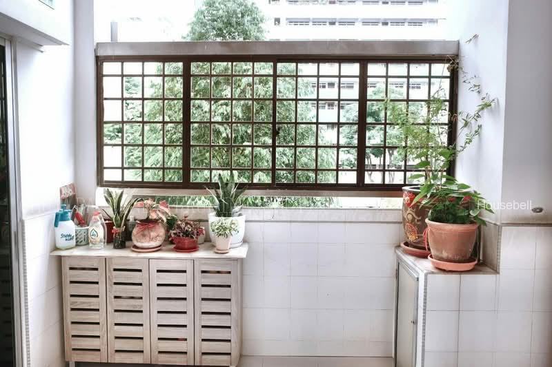726 Jurong West Avenue 5, S$ 780,000, 1,571 sqft, HDB - Executive Maisonette