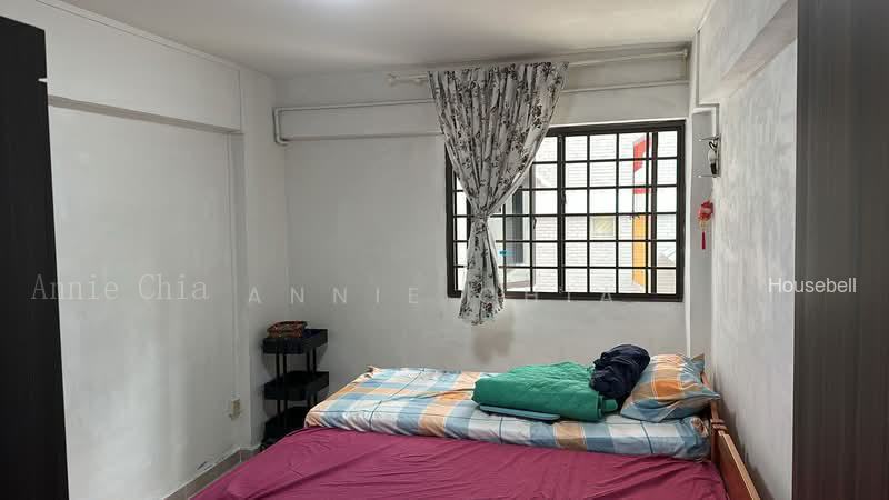 267 Bukit Batok East Avenue 4, S$ 900 (Negotiable) /mo, 120 sqft, HDB - 4 A
