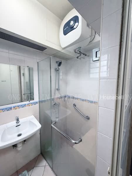15 Farrer Park Road, S$ 4,300 /月, 808 sqft, 组屋 - 4 A