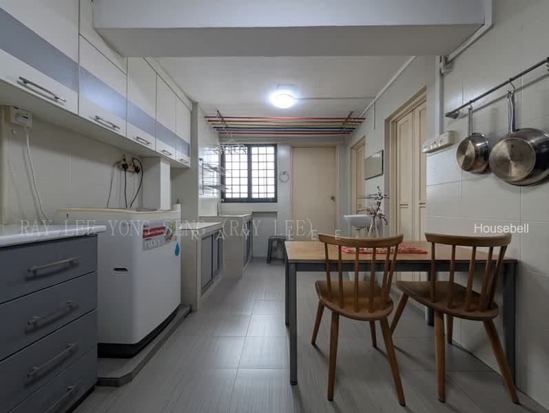34 Upper Cross Street, S$ 500,000, 700 sqft, HDB - 3 I