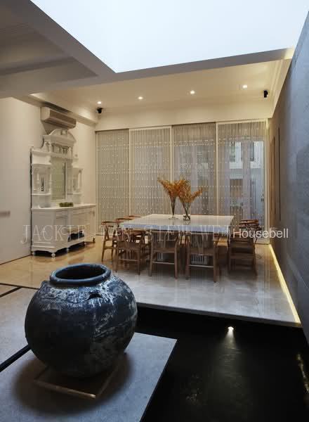Beautiful Rare Conservation House along Cairnhill Road, S$ 30,000 /mo, 6,500 sqft, Landed - Conservation House
