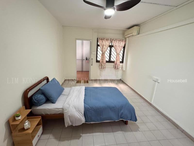 424 Tampines Street 41, S$ 660,000, 1,130 sqft, HDB - 4 A