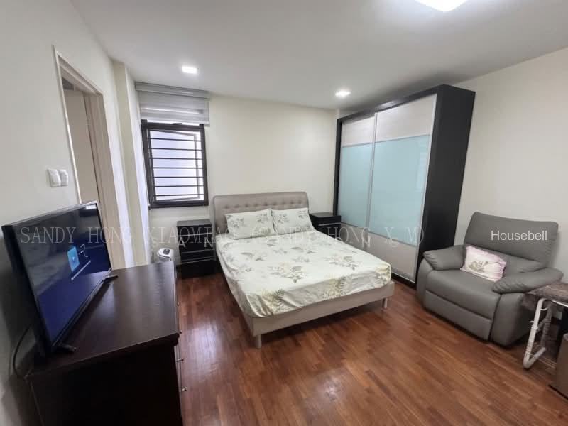 271C Jurong West Street 24, S$ 558,000, 1,205 sqft, 组屋 - 5 Premium
