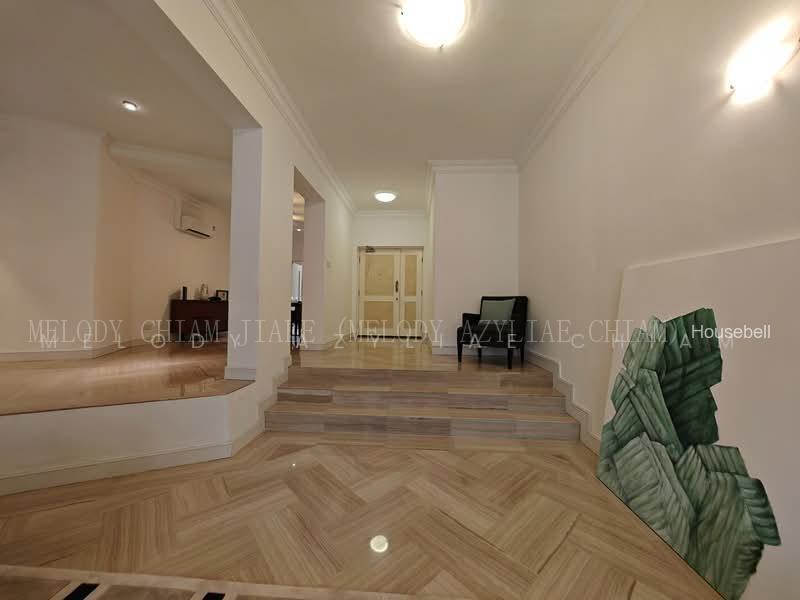 Orange Regency(4)