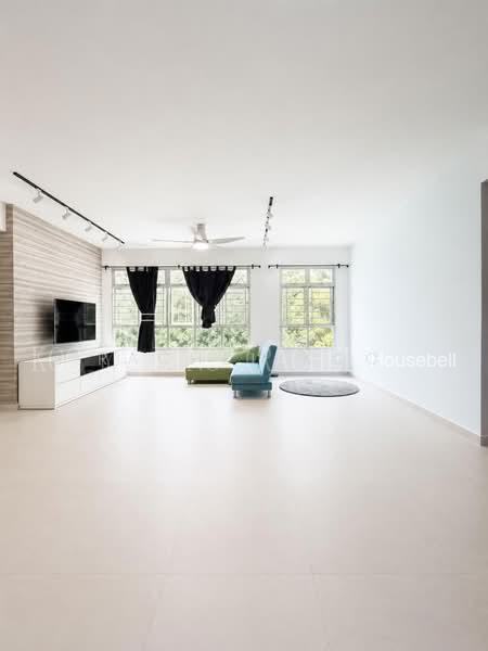 166A Yung Kuang Court