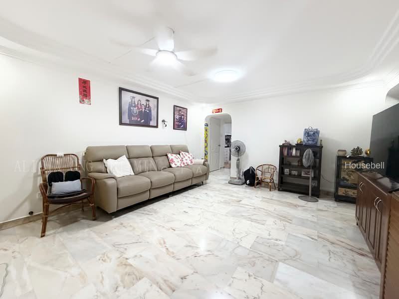 352 Hougang Avenue 7(1)