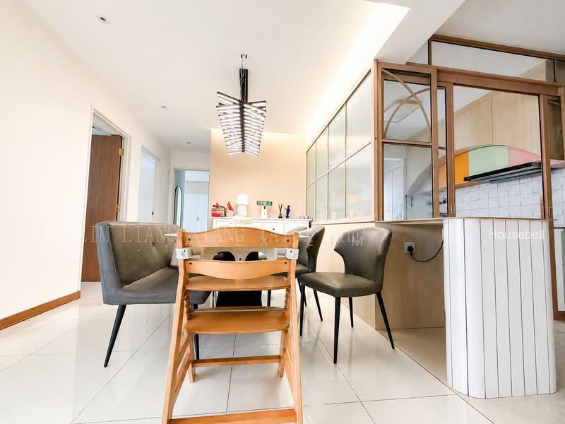 229B Sumang Lane, S$ 916,000 (可协商价格), 1,216 sqft, 组屋 - 5 A