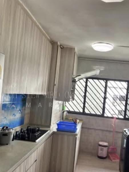 703 Yishun Avenue 5