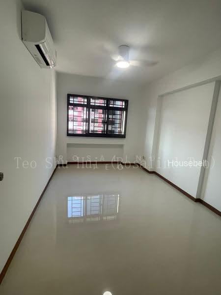 980B Buangkok Crescent, S$ 950 /mo, HDB - 5 I