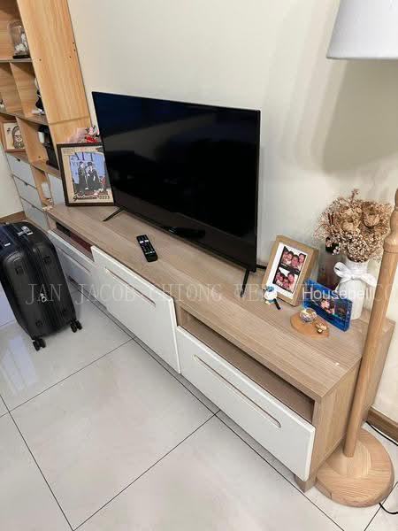 618B Tampines Street 61, S$ 4,000 (最低价格) /月, 1,001 sqft, 组屋 - 4 A