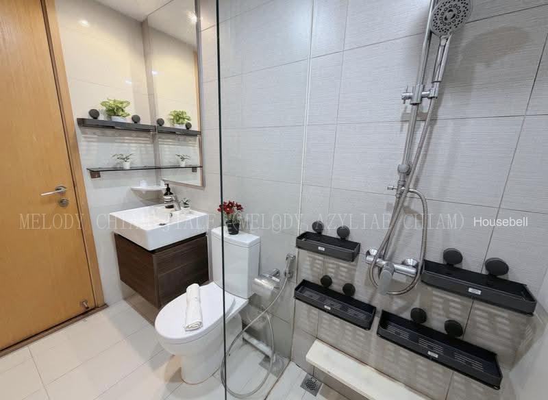 Prive, S$ 1,200 /月, 公寓 - Condominium