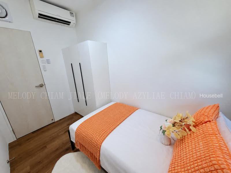 Prive, S$ 1,200 /月, 公寓 - Condominium