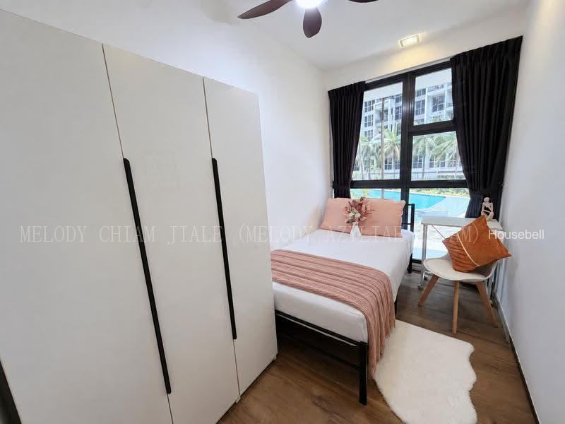 Prive, S$ 1,200 /月, 公寓 - Condominium