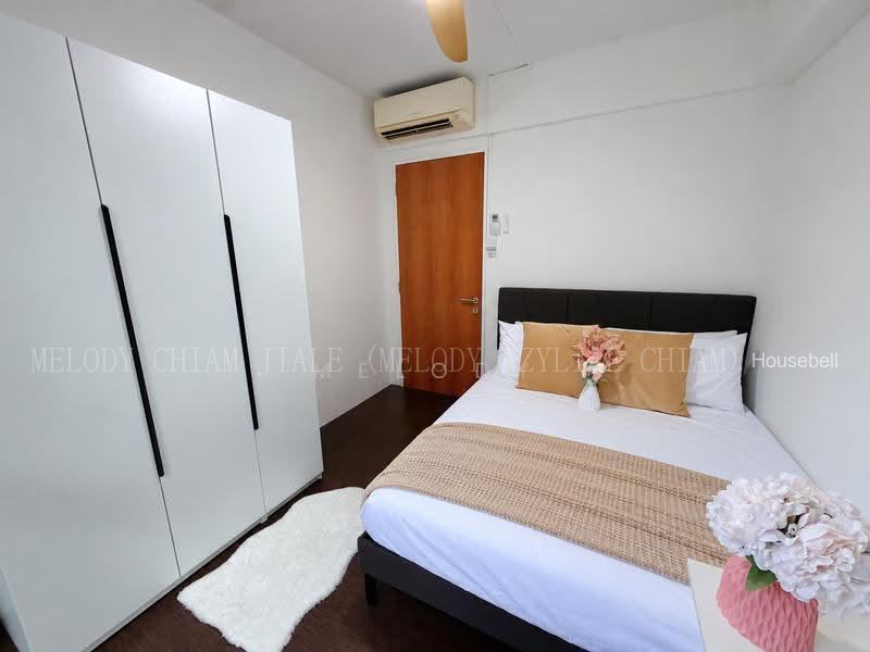 Prive, S$ 1,200 /月, 公寓 - Condominium
