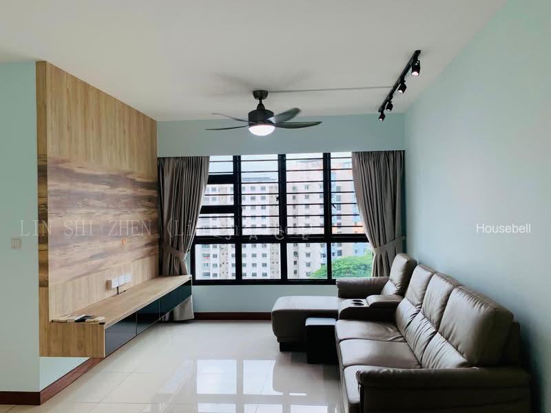 293D Compassvale Crescent