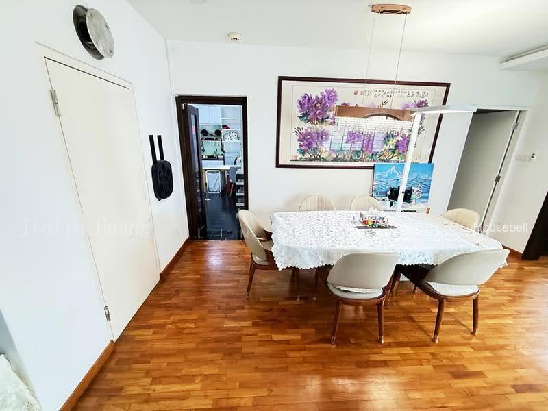 653B Jurong West Street 61, S$ 5,000 (可协商价格) /月, 1,184 sqft, 组屋 - 5 A