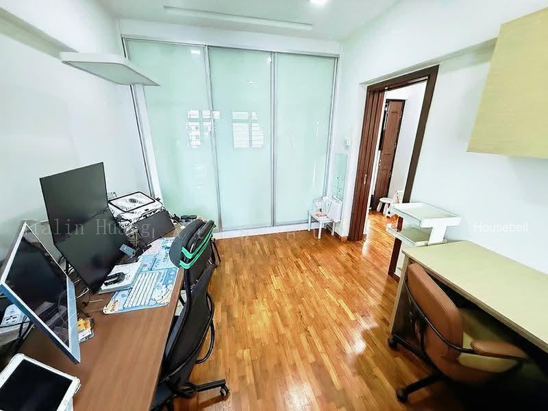 653B Jurong West Street 61(1)
