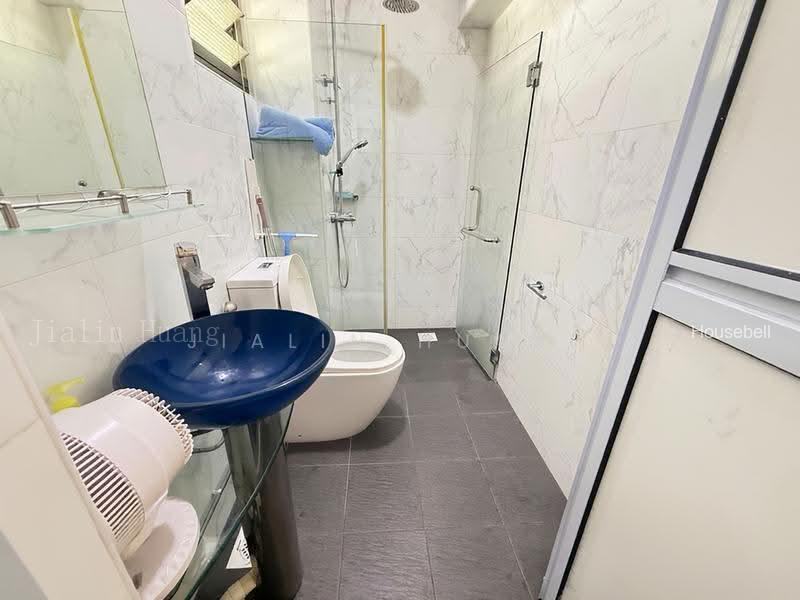 653B Jurong West Street 61(4)