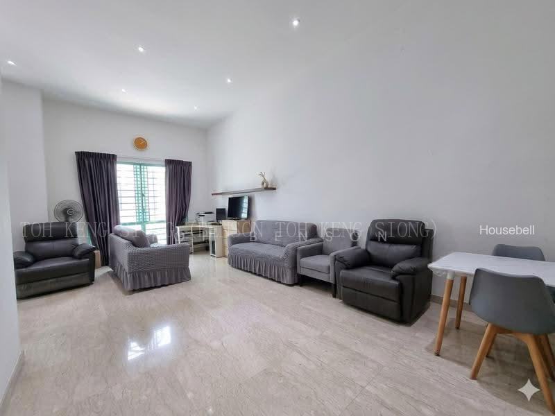 新加坡Hazel Park Condo 2卧-3卫公寓购买，94 平方米，1900000新币 - Housebell
