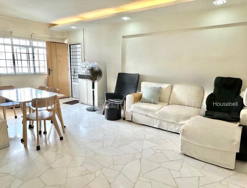 304 Jurong East Street 32, S$ 558,000, 1,012 sqft, 组屋 - 4 NG