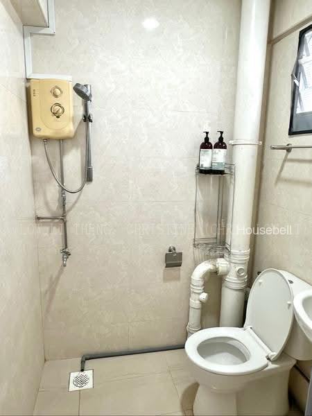 304 Jurong East Street 32, S$ 558,000, 1,012 sqft, 组屋 - 4 NG
