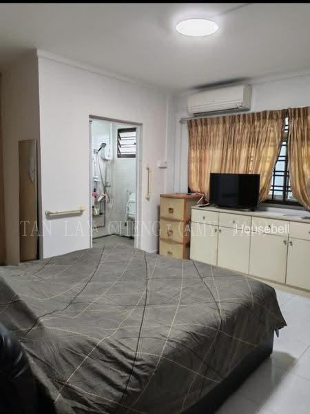 880 Woodlands Street 82, S$ 555,000, 1,130 sqft, HDB - 4 A