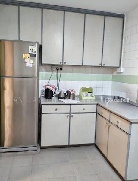 880 Woodlands Street 82, S$ 555,000, 1,130 sqft, HDB - 4 A