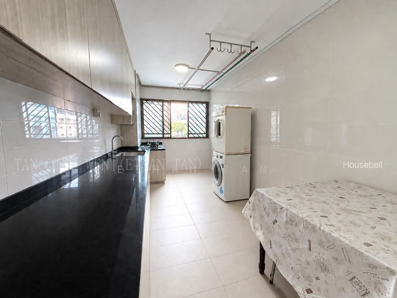 172 Bishan Street 13, S$ 945,000, 1,302 sqft, 组屋 - 5 I