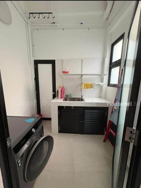 Master Bedroom along River Valley Road near Great World City, S$ 1,900 (Starting From) /mo, Condos - Walk-up
