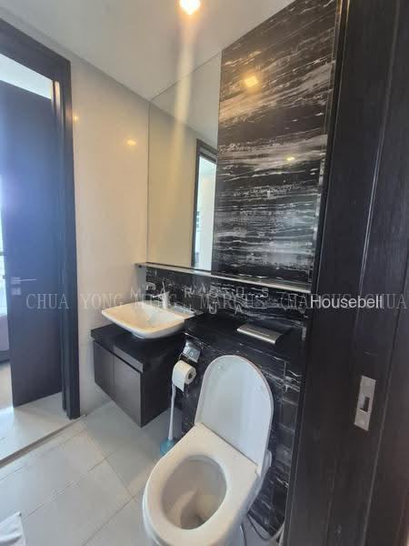 Robin Suites, S$ 1,150,000 (Negotiable), 463 sqft, Condos - Apartment