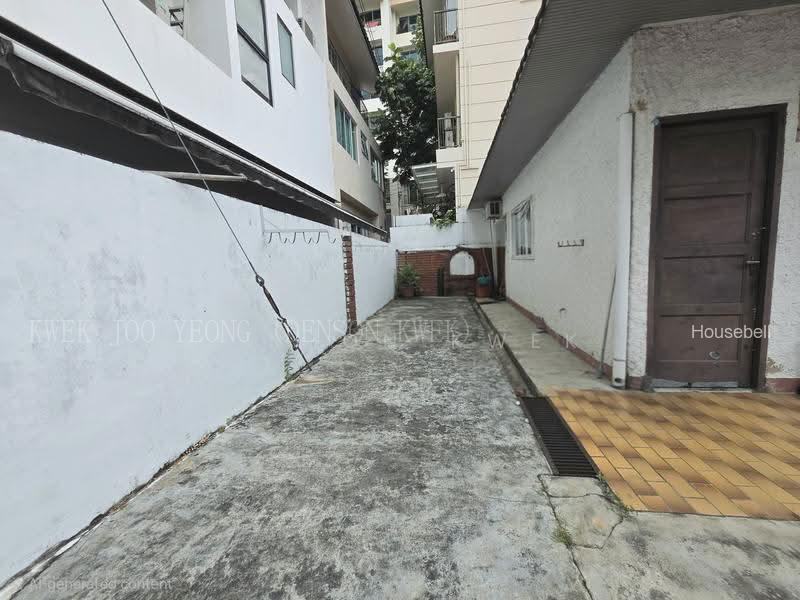 D16 Single Storey 3600 sqft Land Semi Detached For Redevelopment or Rebuild - Upper Changi Road, S$ 6,650,000, 2,000 sqft, Landed - Semi-Detached House