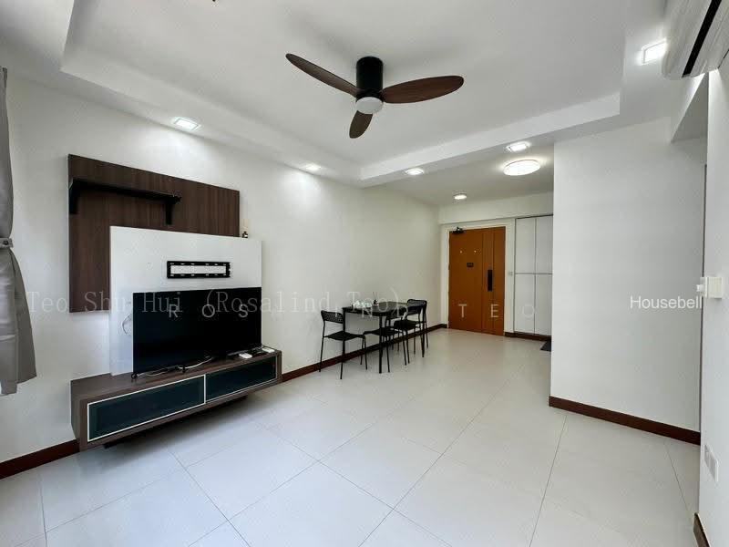 523B Tampines Central 7