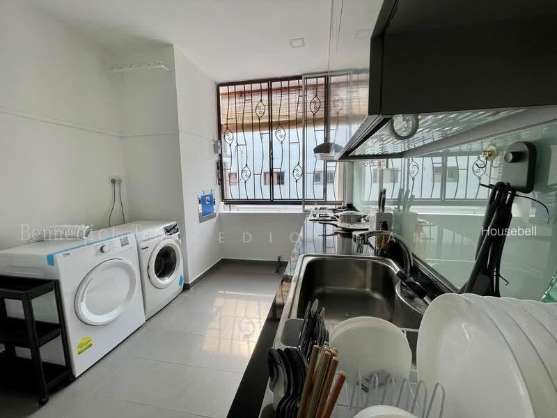 Palm Mansions, S$ 1,600 /月, 公寓 - Apartment