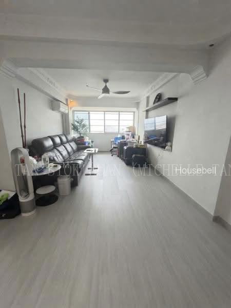 401 Pandan Gardens