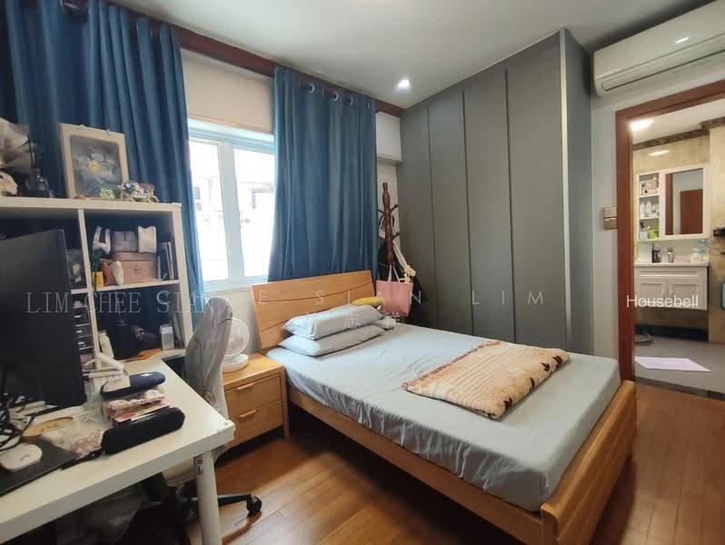 Woodgrove Estate, S$ 2,800,000 (Negotiable), 3,000 sqft, Landed - Terraced House