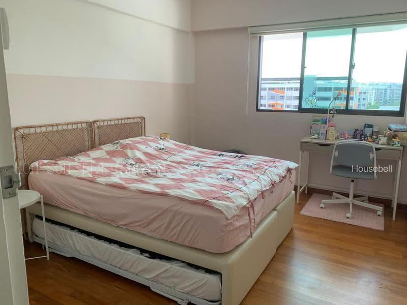 381 Clementi Avenue 5