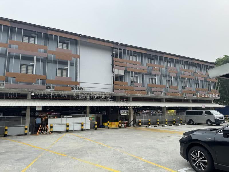 18 Toh Yi Drive, S$ 3,200 /mo, 689 sqft, HDB - 3 S