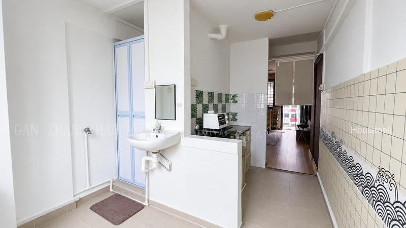6 Beach Road, S$ 325,000, 452 sqft, HDB - 2 STD