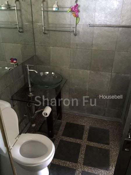 587 Woodlands Drive 16(4)