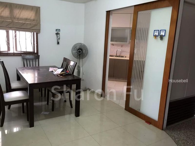 587 Woodlands Drive 16(2)