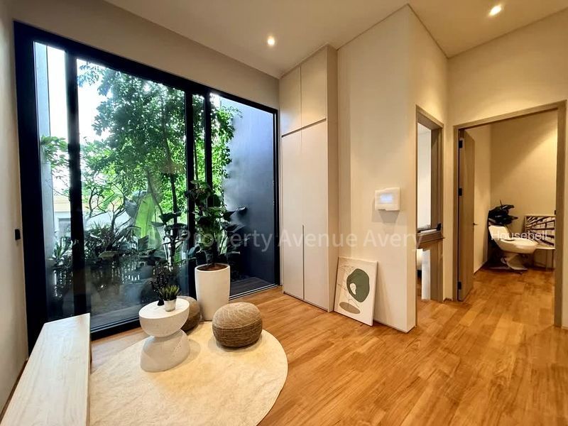 Hillcrest Road, S$ 14,880,000, 3,130 sqft, 有地 - Semi-Detached House