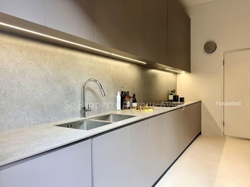 Hillcrest Road, S$ 14,880,000, 3,130 sqft, 有地 - Semi-Detached House