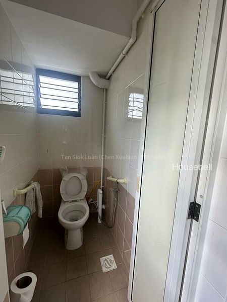 316 Hougang Avenue 7(6)