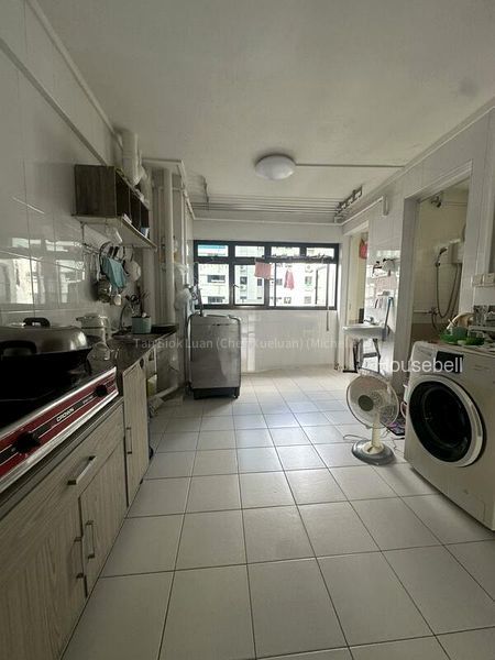316 Hougang Avenue 7(4)