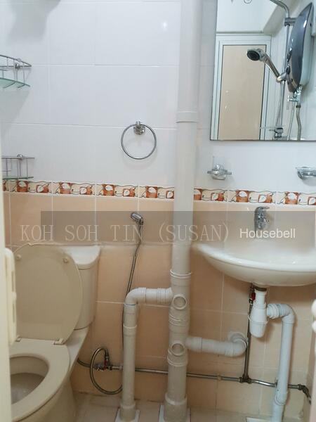 211 Ang Mo Kio Avenue 3, S$ 480,000 (可协商价格), 721 sqft, 组屋 - 3 NG