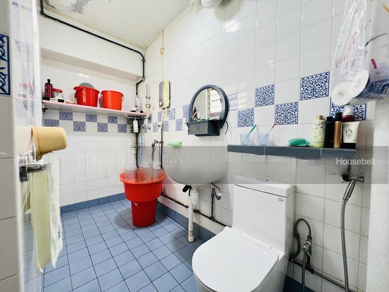 81 Strathmore Avenue, S$ 950 (Negotiable) /mo, HDB - 5 S