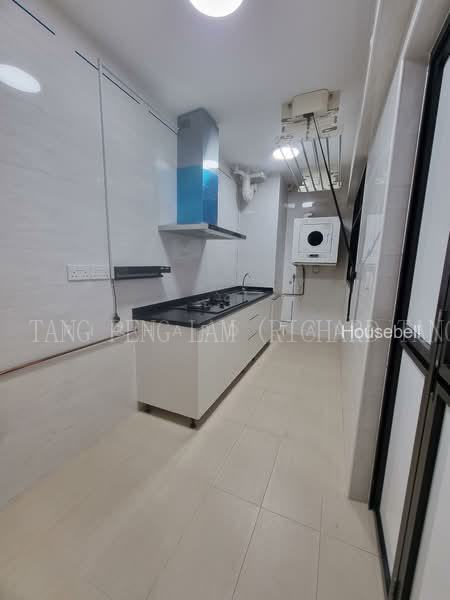 995C Buangkok Crescent, S$ 2,500 (可协商价格) /月, 506 sqft, 组屋 - 2 A